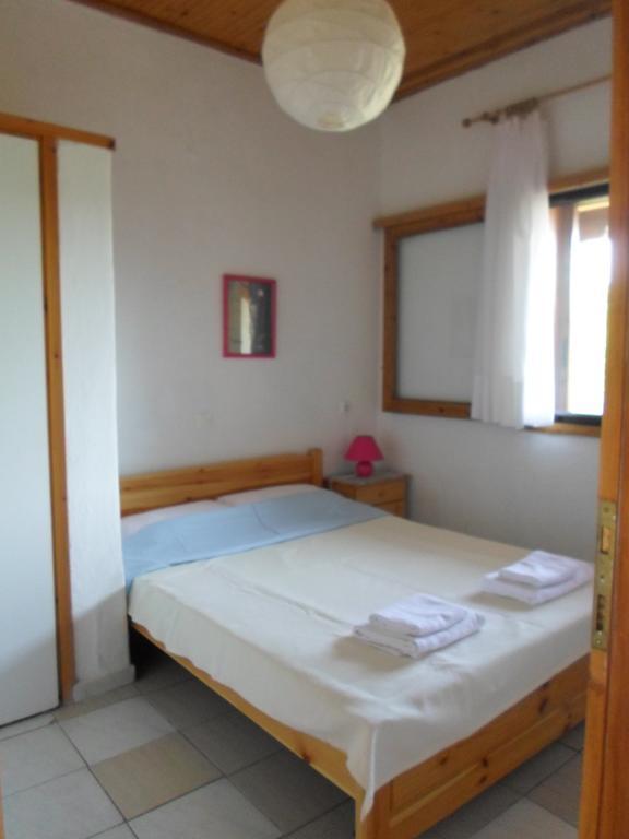 Bozelia Apartments Toroni Exterior photo